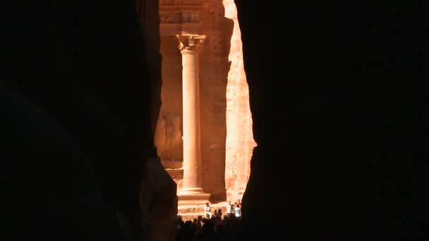 Fachada do edifício do Tesouro em Petra — Vídeo de Stock