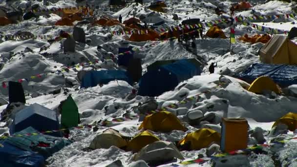 Палаточный городок Эверест — стоковое видео