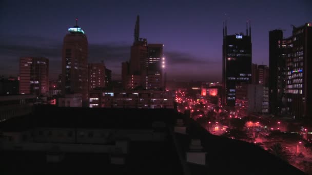 Skyline notturno di Nairobi — Video Stock