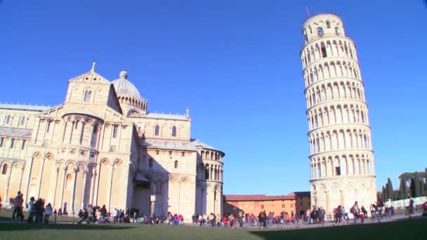 Famous Leaning Tower of Pisa — Stock Video