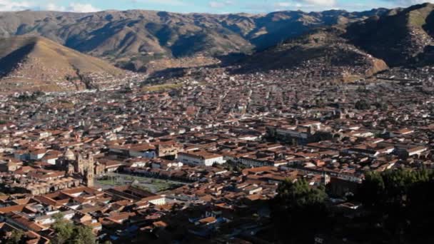 Город Куско на холмах — стоковое видео