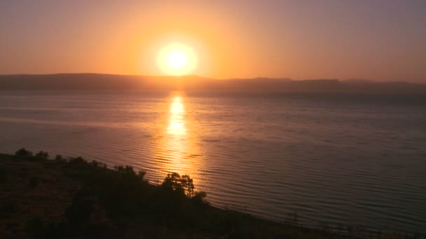 Západ slunce nad Galilejské jezero — Stock video