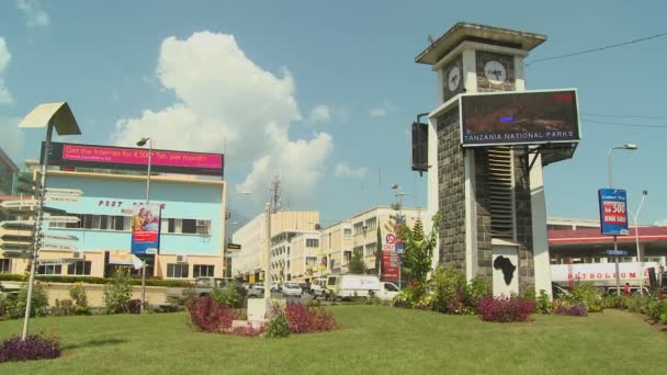 Ciudad de Arusha durante el día — Vídeos de Stock