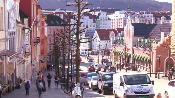 As ruas movimentadas de Bergen — Vídeo de Stock