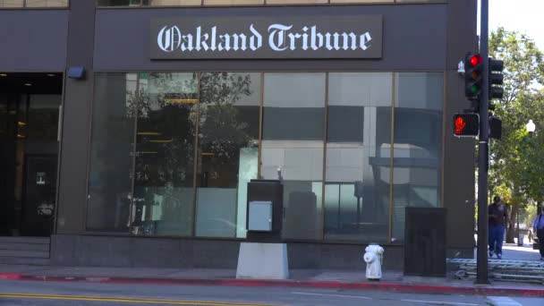 Edifício de jornal da tribuna de Oakland — Vídeo de Stock