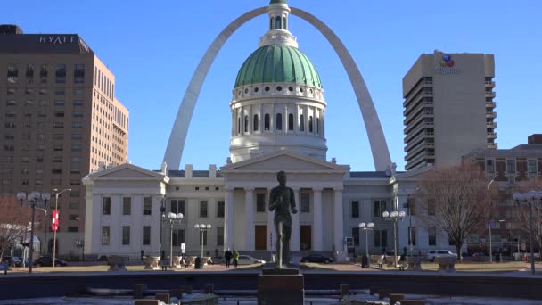 Gateway Arch tours — Video