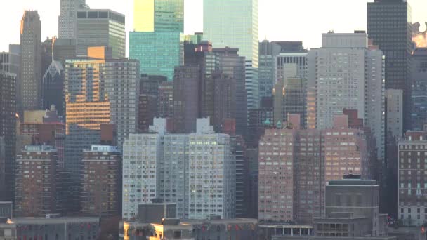 Manhattan new york skyline mit hochhäusern. — Stockvideo