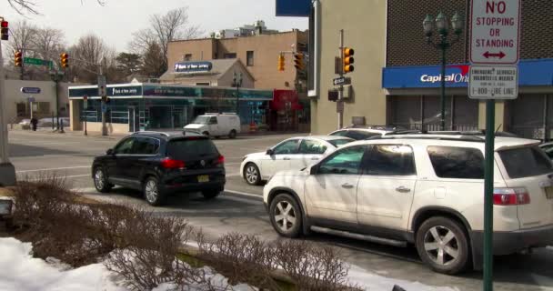 Auto's in te voeren van de Washington Bridge — Stockvideo