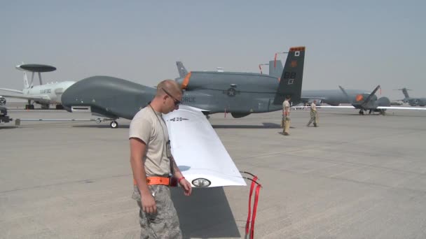 Rq-4 drone spaningsflygplan — Stockvideo