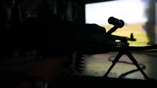 US-amerikanische und französische Truppen üben das Schießen — Stockvideo