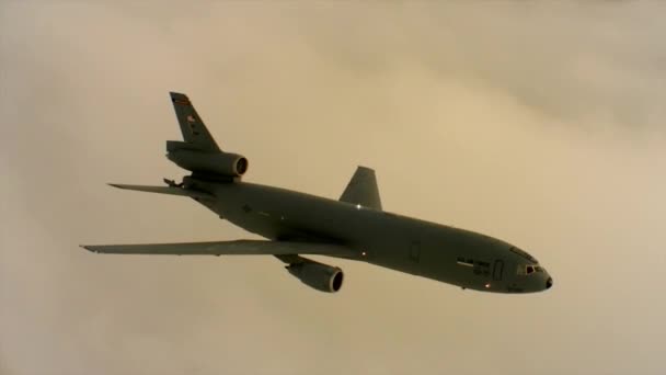 美国空军空中 Kc-10 飞行中 — 图库视频影像