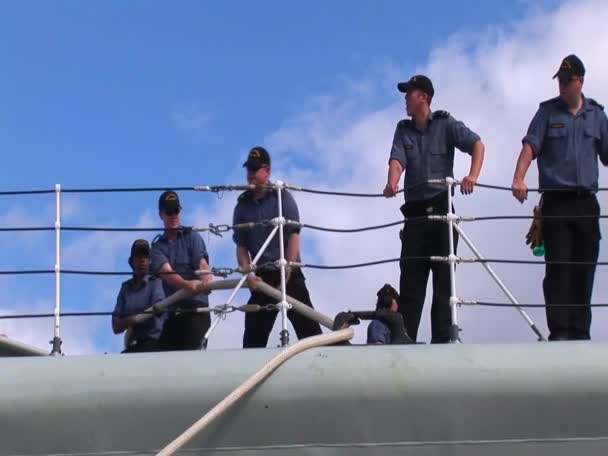 Embarcaciones navales en la base de Hickam — Vídeos de Stock
