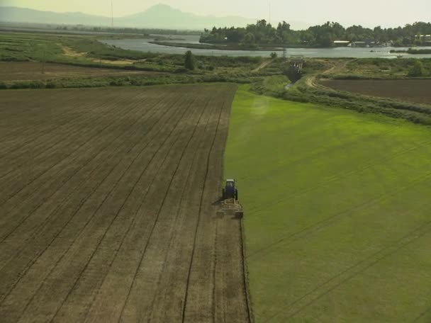 Вертолетная антенна сельскохозяйственных угодий — стоковое видео