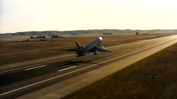 美国空军空中 Kc-10 起飞 — 图库视频影像