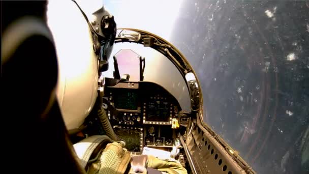 Cockpit di un aereo da combattimento — Video Stock