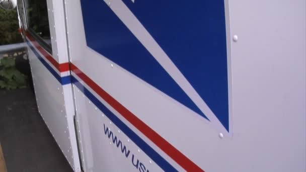 US Postal fordon leverans av post. — Stockvideo