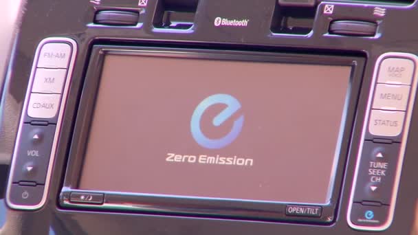 Elektrisch voertuig dashboard weergeven — Stockvideo