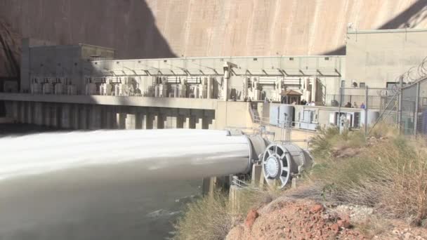 Glen Canyon Dam — Stockvideo