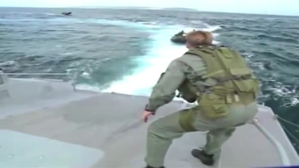 海军陆战队练习两栖登陆攻击 — 图库视频影像
