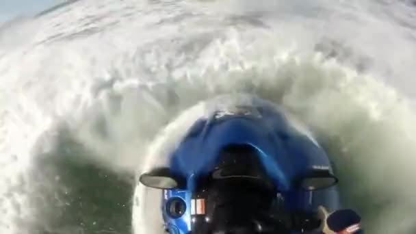 Surf rescue by a jet skier — Stock Video