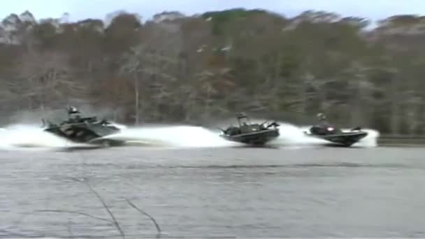 Marines practice an amphibious landing assault — Stock Video