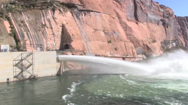 Glen Canyon Dam — Stockvideo