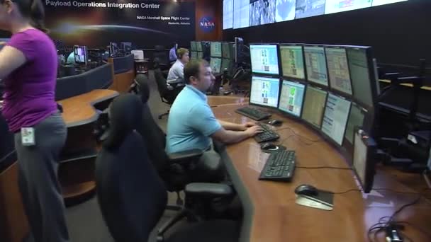 NASA istasyonu Operasyon Merkezi — Stok video