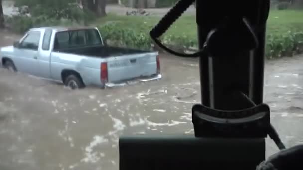 Rescates durante inundaciones graves — Vídeos de Stock