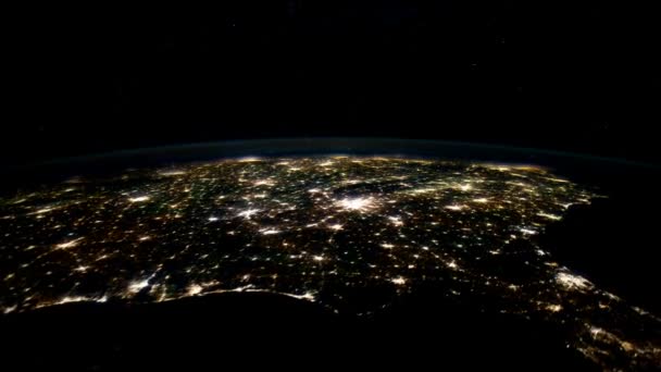 La Station spatiale survole la terre — Video