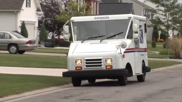 US Postal fordon leverans av post — Stockvideo