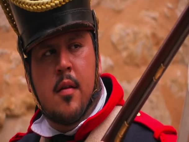 A soldier fires a musket — Stock Video