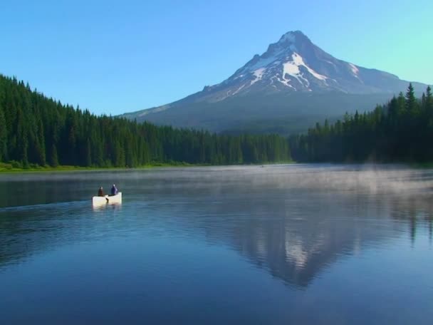 Steam rises from Trillium Lake — Stock Video