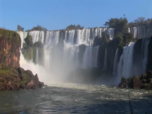 Schöner Leguacu-Wasserfall — Stockvideo