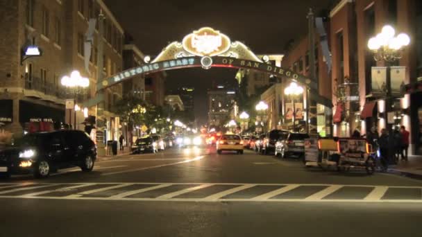 Pedicab vende turistas em San Diego — Vídeo de Stock