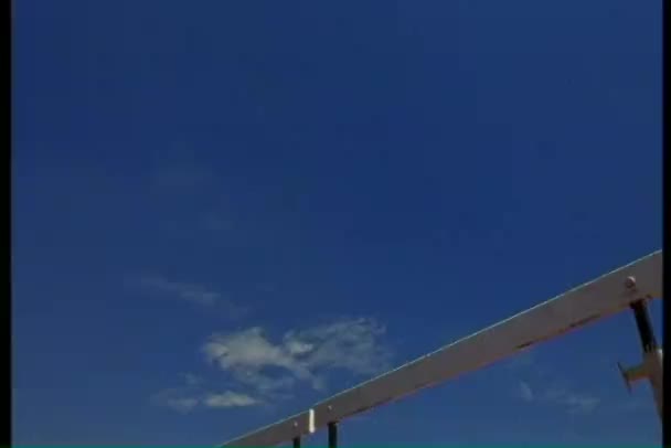 ハードルを飛び越すランナー — ストック動画