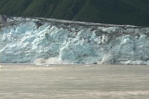 Gletser betis ke laut — Stok Video