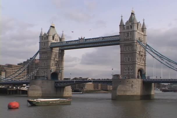 A majestosa Ponte de Londres — Vídeo de Stock