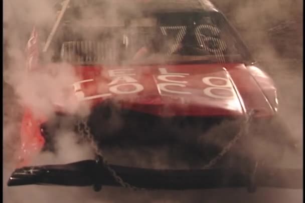 Auto with a smoking hood reverses — Stock Video