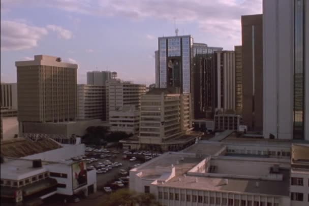 Die Skyline von Nairobi, Kenia — Stockvideo