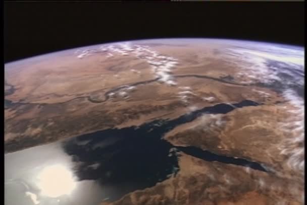 Maanosat ja valtameret kulkevat — kuvapankkivideo