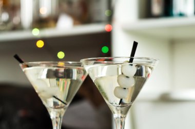 alkol kokteyl Gibson martini soğan