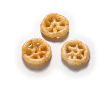 Çıtır çıtır ve çıtır tuzlu buğday çarkı ya da Wheels, Wheelos, fryums, Fried and Spicy abur cubur