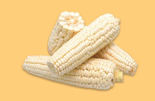Friss Fehér Kukorica Gyümölcs Izolált Sárga Alapon — Stock Fotó