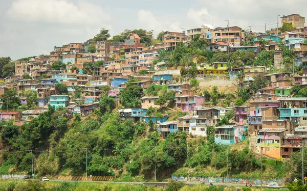 Cali, Valle del Cauca, Kolombiya 'nın mimari ve caddelerinin resmi