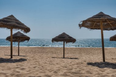  Sesimbra Portekiz 'deki Lagoa de Albufeira plajı manzarası