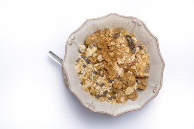 yoğurt ve tahıllar