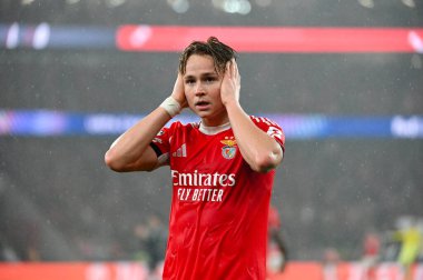 Lizbon, Portekiz. 28 Ocak 2026. SL Benfica 'dan Andreas Schjelderup, Lizbon' da Estadio da Luz 'da oynanan UEFA Şampiyonlar Ligi' nde Real Madrid 'e karşı Benfica maçında gol attı..