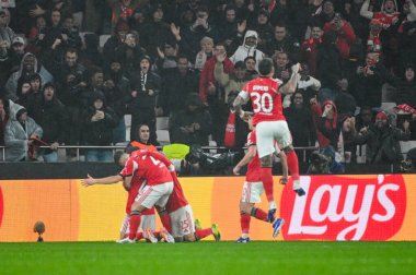 Lizbon, Portekiz. 28 Ocak 2026. SL Benfica 'nın oyuncuları Benfica maçında Real Madrid' e karşı Lizbon 'daki Estadio da Luz Şampiyonlar Ligi' nde gol attılar..