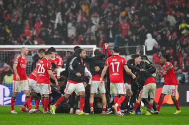 Lizbon, Portekiz. 28 Ocak 2026. SL Benfica 'nın oyuncuları Benfica maçında Real Madrid' e karşı Lizbon 'daki Estadio da Luz Şampiyonlar Ligi' nde gol attılar..