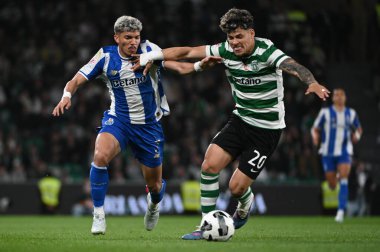 Lizbon, Portekiz. 3 Mart 2026. Sporting CP 'nin Maximiliano Araujo savunucusu Lizbon' daki Estadio Jose Alvalade 'de oynanan Taca de Portugal yarı final ilk ayağı için FC Porto' ya karşı..